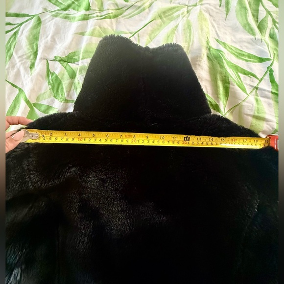 Black Faux Fur Coat - Picture 6 of 6